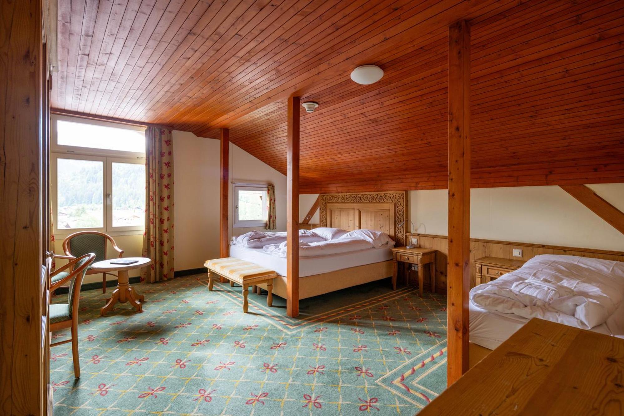 Sporthotel Wildstrubel Lenk Ngoại thất bức ảnh