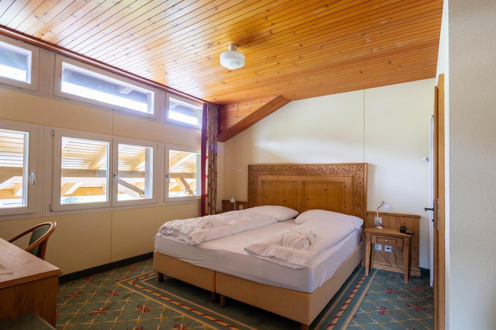 Sporthotel Wildstrubel Lenk Ngoại thất bức ảnh