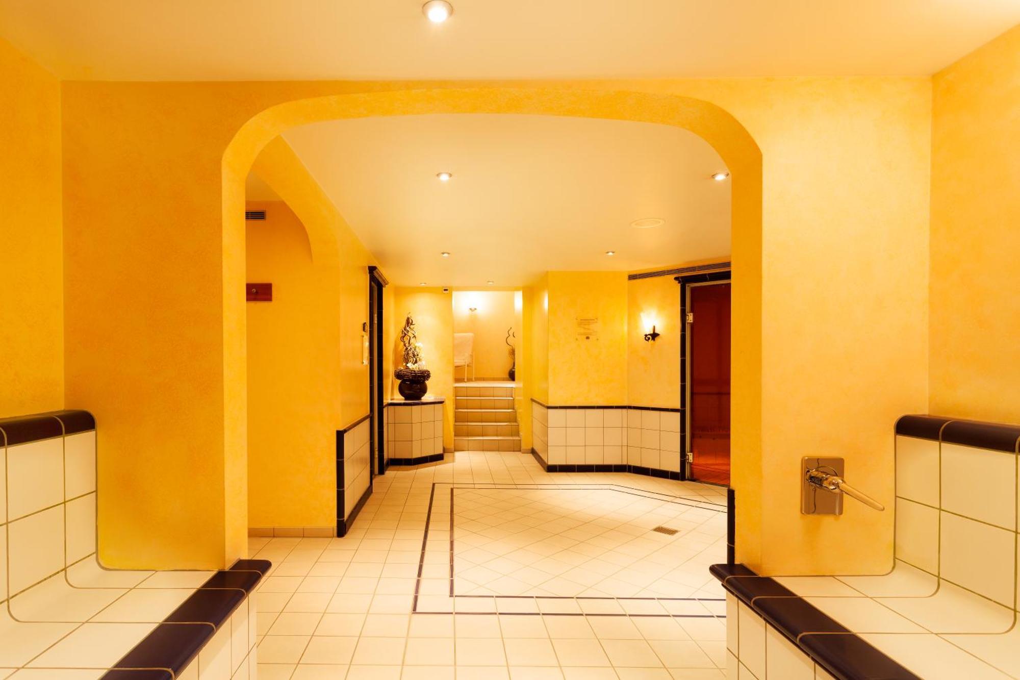 Sporthotel Wildstrubel Lenk Ngoại thất bức ảnh
