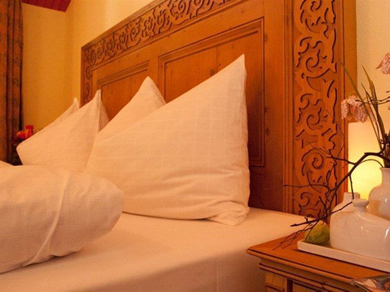 Sporthotel Wildstrubel Lenk Ngoại thất bức ảnh